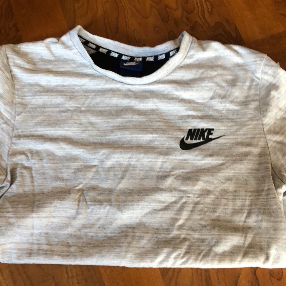 Nike t-shirt
